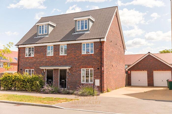 3 Bedroom Semi-Detached House For Sale In Foxglove Drive, Crawley, RH10