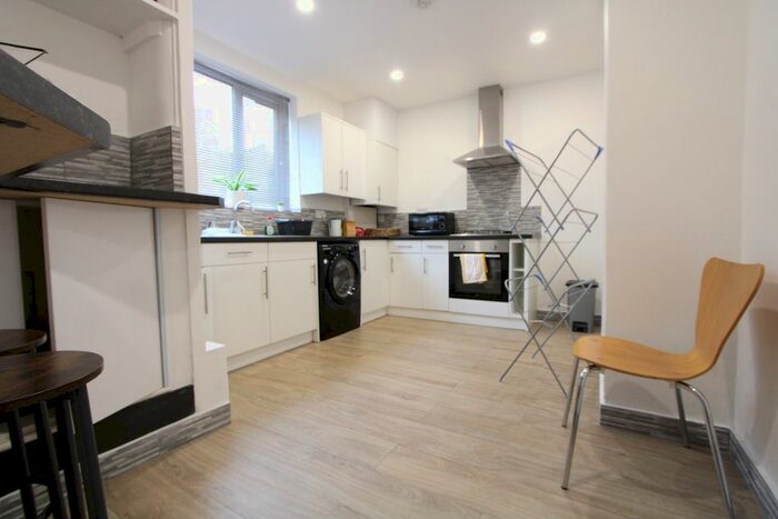 Studio To Rent In Seeley Drive, London, SE21