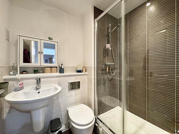 2 Bedroom Apartment To Rent In Cavendish Drive, Locks Heath, SO31