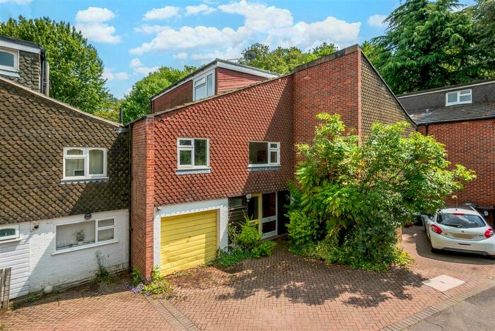 4 Bedroom Town House For Sale In Oldbury Close Spring Lane, Ightham, Sevenoaks, TN15