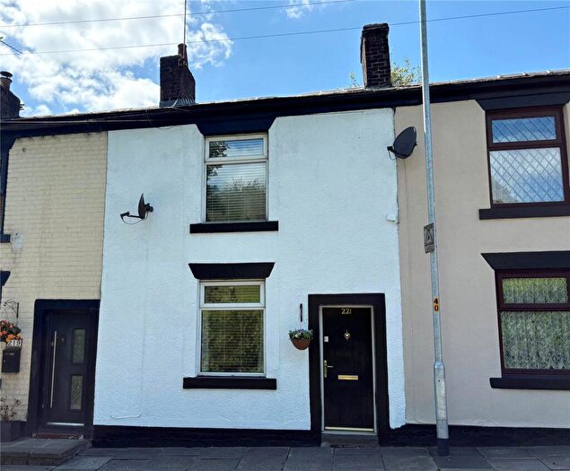 2 Bedroom Terraced House For Sale In Bamford Road, Heywood, Greater Manchester, OL10