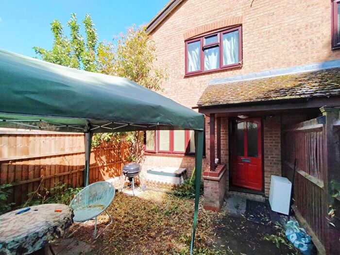 1 Bedroom House To Rent In Morecambe Close, Stevenage, SG1