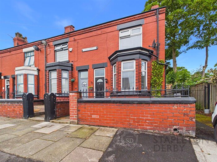 3 Bedroom End Of Terrace House For Sale In Hayes Street, St. Helens, WA10