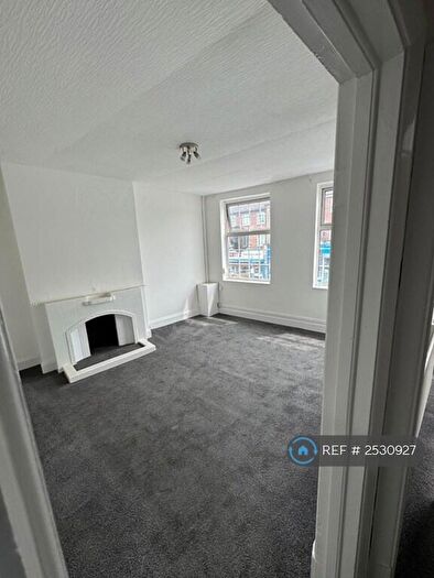 2 Bedroom Flat To Rent In Winchmore Hill Road, London, N14
