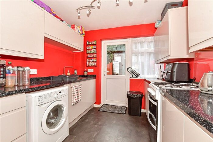 2 Bedroom Semi Detached House For Sale In Lorina Road, Ramsgate, Kent, CT12