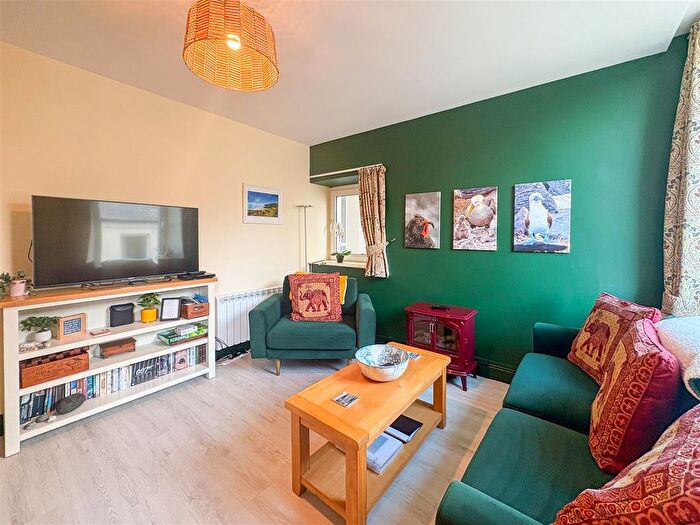 1 Bedroom Flat For Sale In Coverack, Helston, TR12