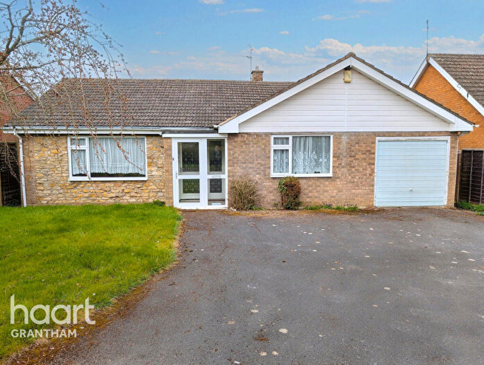 2 Bedroom Detached Bungalow For Sale In Greenfields Lane, Sleaford, NG34