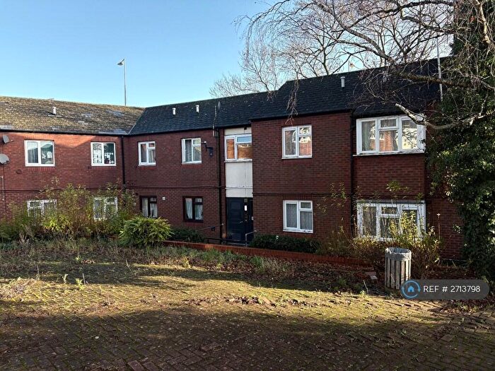 2 Bedroom Flat To Rent In Durrans Court, Bletchley, Milton Keynes, MK2