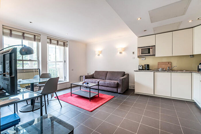 1 Bedroom Flat For Sale In Coleridge Gardens, London, SW10