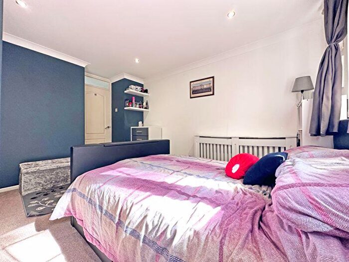 3 Bedroom End Of Terrace House For Sale In Ramsay Close, West Bromwich, B71