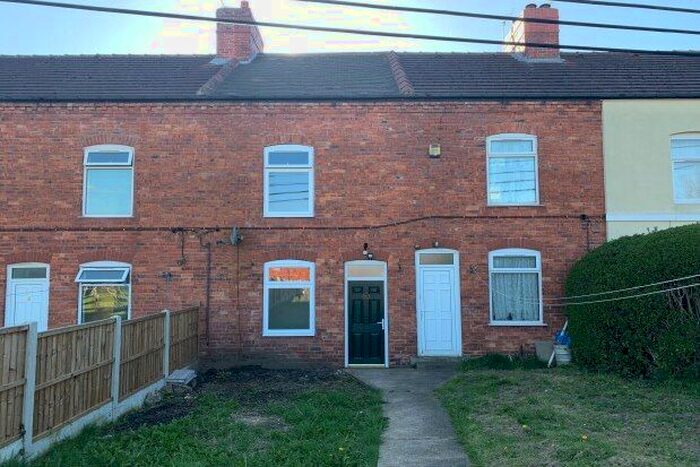3 Bedroom Property To Rent In Vale Drive, Mansfield, NG20