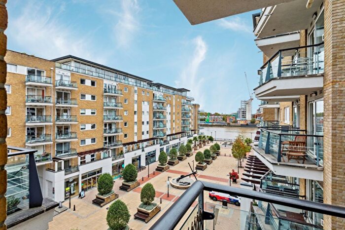 1 Bedroom Flat For Sale In Dolphin House, Smugglers Way, SW18