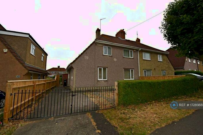 3 Bedroom Semi-Detached House To Rent In Queenshill Road, Bristol, BS4