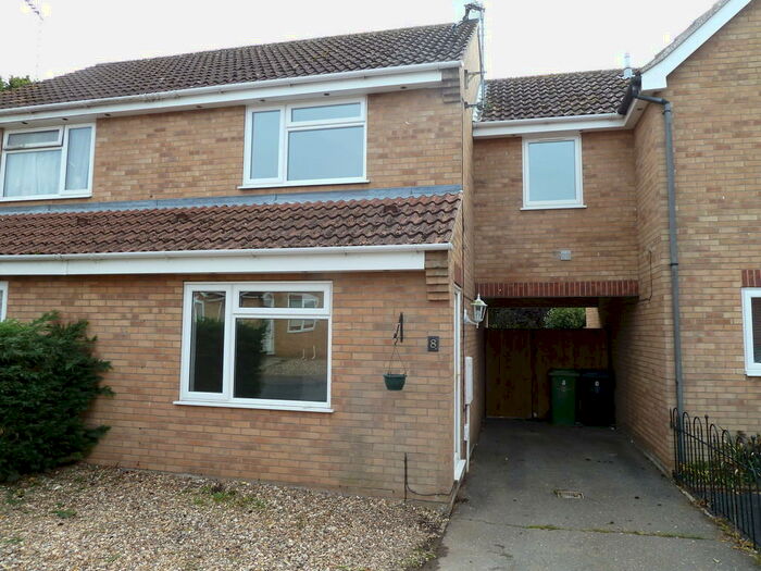 2 Bedroom Terraced House To Rent In Comber Close, Scole, IP21