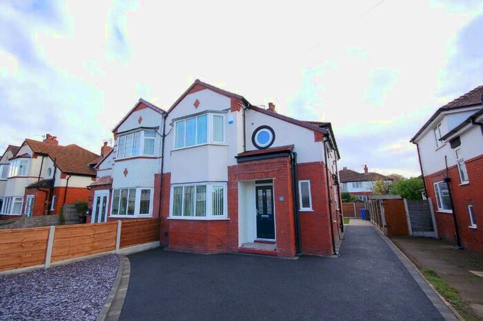 3 Bedroom Semi-Detached House To Rent In Whitehaven Gardens, Didsbury, Manchester, M20