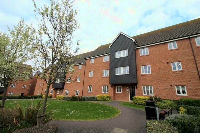 2 Bedroom Apartment To Rent In Perryfields, Braintree, CM7