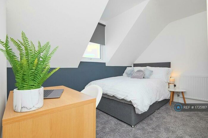 8 Bedroom Terraced House To Rent In Sherwin Street, Derby, DE22