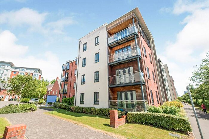 1 Bedroom Apartment To Rent In Sinclair Drive, Basingstoke, RG21