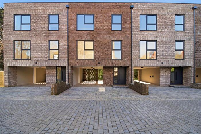 3 Bedroom Town House For Sale In Blatchington Road, Seaford, BN25