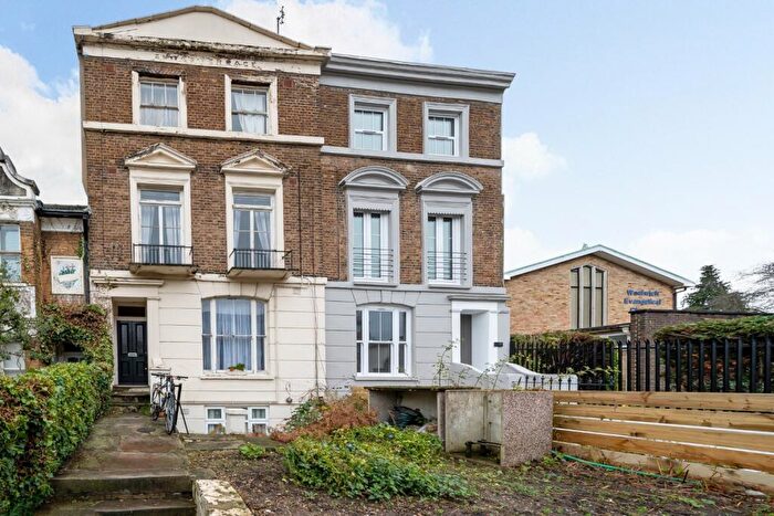 4 Bedroom Terraced House For Sale In Woodhill, London, SE18