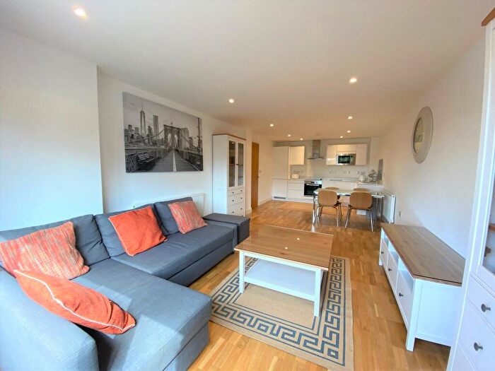 1 Bedroom Flat To Rent In Southgate Street, Bury St Edmunds, IP33