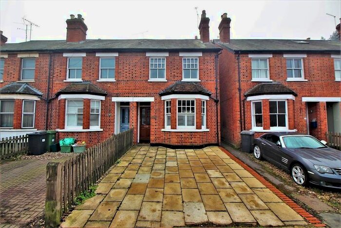 3 Bedroom End Of Terrace House To Rent In Reading Road, Pangbourne, RG8