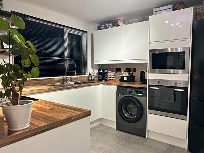 3 Bedroom Terraced House To Rent In Howitts Gardens, St Neots, PE19