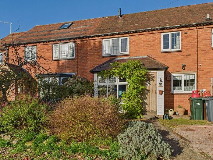 2 Bedroom Cottage For Sale In Baughton, Worcester, WR8