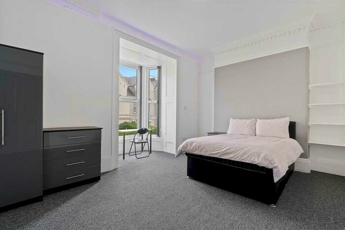 5 Bedroom Terraced House To Rent In Headland Park, Plymouth, PL4