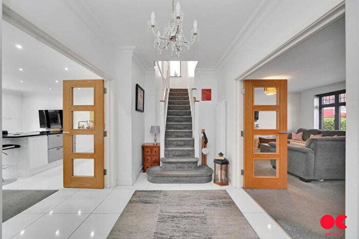 4 Bedroom Detached House For Sale In Balgores Lane, Gidea Park, RM2