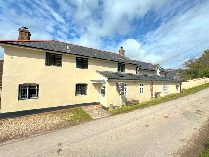 3 Bedroom Cottage For Sale In Winterborne Houghton, Blandford Forum, DT11