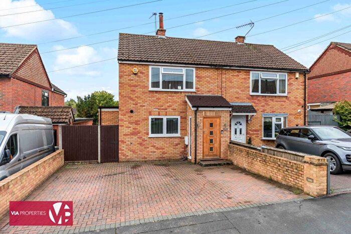 2 Bedroom Semi-Detached House For Sale In Palmers Grove, Nazeing, EN9