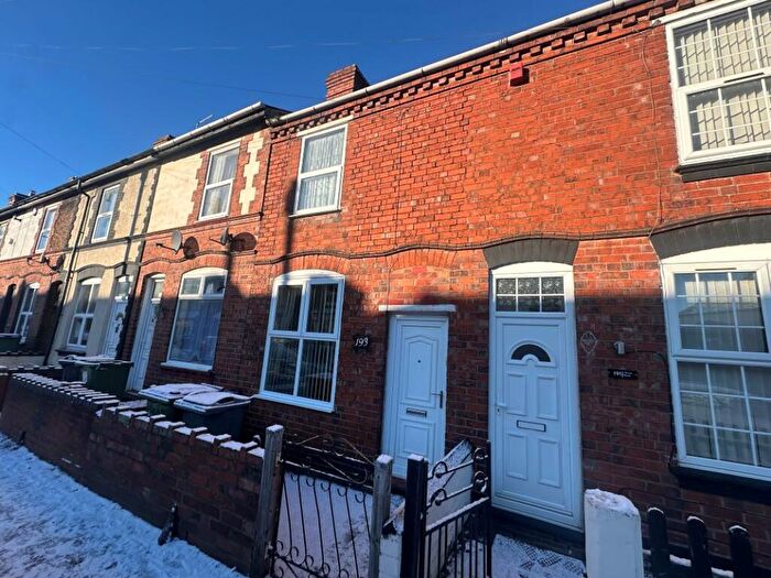 3 Bedroom Terraced House For Sale In Titford Road, Oldbury, West Midlands, B69