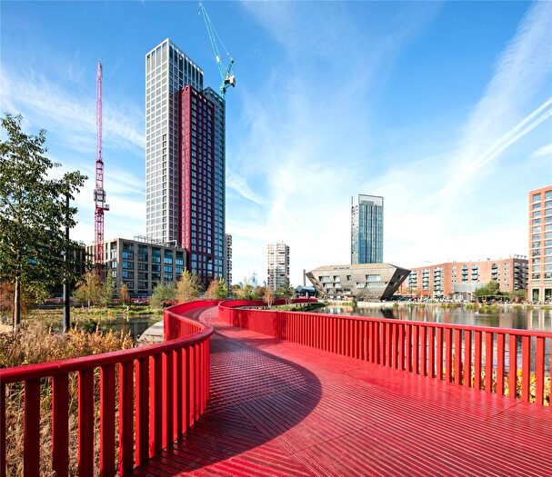 2 Bedroom Flat For Sale In Canada Water, The Founding, London, SE16