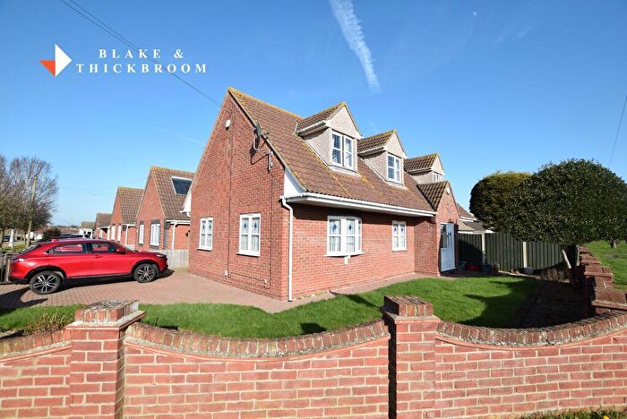 4 Bedroom Detached Bungalow For Sale In North Road, Clacton-on-Sea, CO15