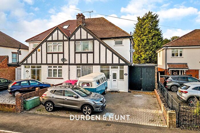 3 Bedroom Semi Detached House For Sale In Hamilton Drive, Harold Wood, RM3