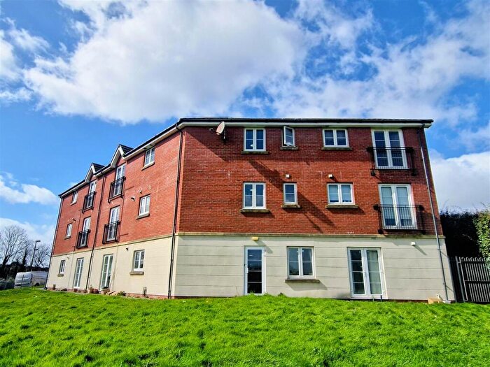 2 Bedroom Apartment For Sale In Skylark Road, North Cornelly, Bridgend, CF33