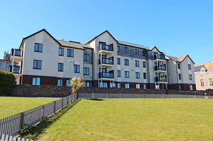 2 Bedroom Property For Sale In Chymedden, Overlooking Newquay Bay, TR7