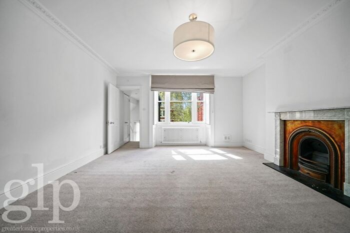 1 Bedroom Flat To Rent In Gower Street, Bloomsbury, WC1E