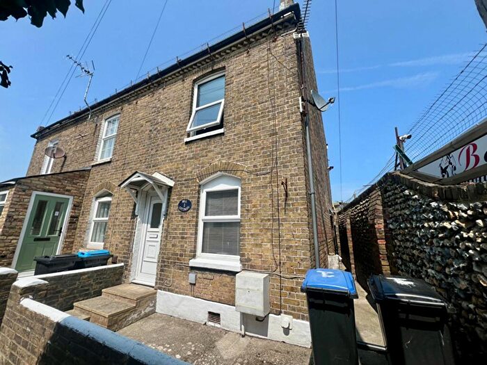 2 Bedroom House To Rent In Bell Cottages, High Street St Lawrence, CT11