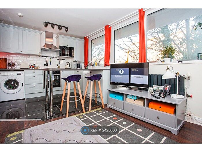 1 Bedroom Flat To Rent In Peckham, London, SE15