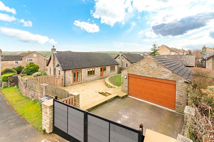3 Bedroom Detached Bungalow For Sale In Wellthorne Lane, Penistone, S36