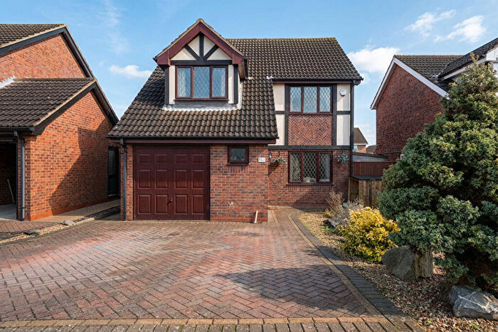 4 Bedroom Detached House For Sale In Shaw Drive, Scartho, Grimsby, DN33