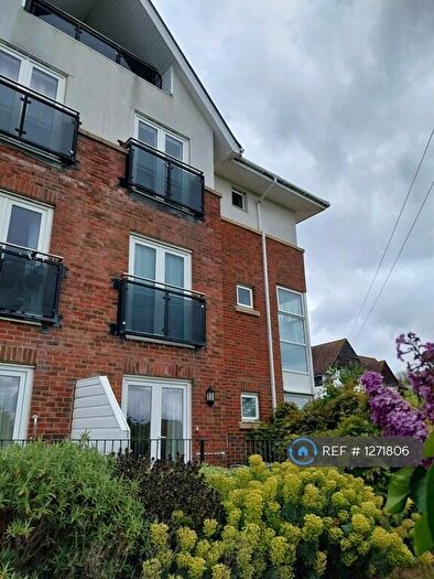 2 Bedroom Flat To Rent In Horizon, Hythe, CT21