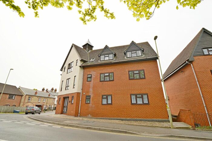 2 Bedroom Flat To Rent In Ashleigh House, Midhurst Road, Liphook, GU30