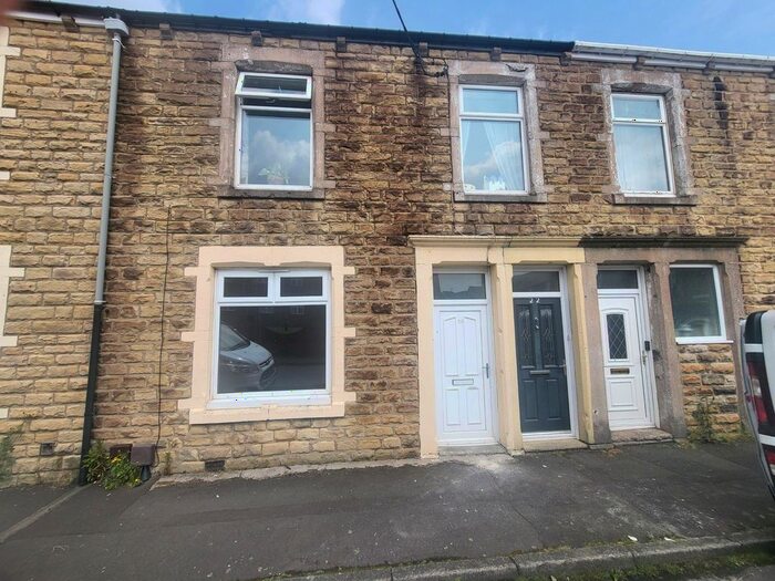 1 Bedroom Flat To Rent In Gladstone Street, Consett, DH8