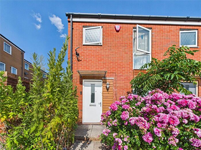 3 Bedroom End Of Terrace House For Sale In Hadwells Road, Patchway, Bristol, South Gloucestershire, BS34