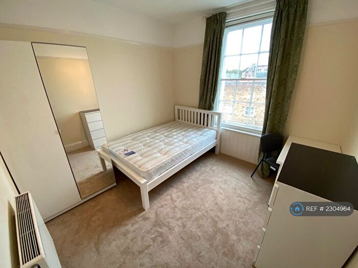 2 Bedroom Flat To Rent In Bath Street, Leamington Spa, CV31