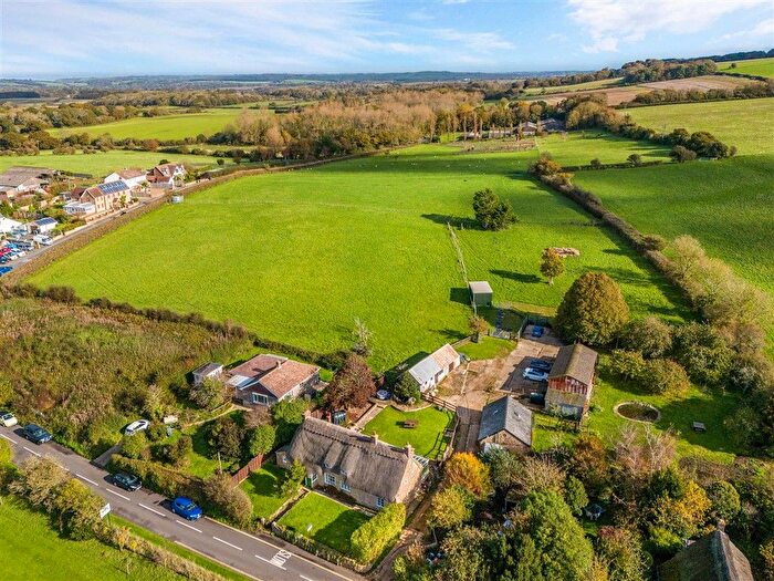 4 Bedroom Detached Bungalow For Sale In The Green, Calbourne, Newport, Isle Of Wight, PO30