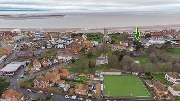 2 Bedroom Flat For Sale In Myrtle Drive, Burnham-On-Sea, TA8